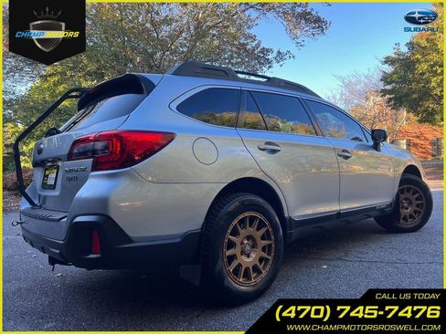 Used 2019 Subaru Outback 2.5i Premium image 8
