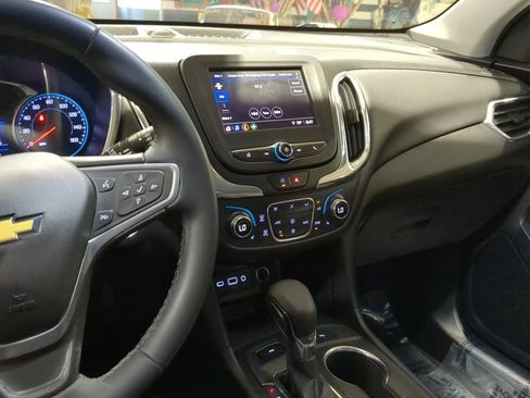 Used 2023 Chevrolet Equinox LT AWD/4WD image 11