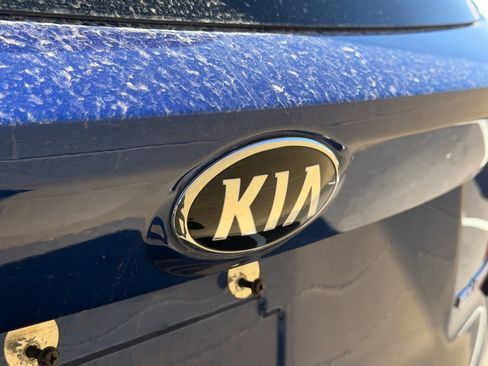 Certified 2021 Kia Sorento EX w/ Panoramic Sunroof Package image 9