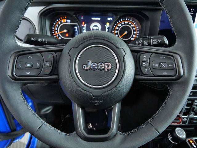 Used 2026 Jeep Wrangler Unlimited Sport AWD/4WD image 17