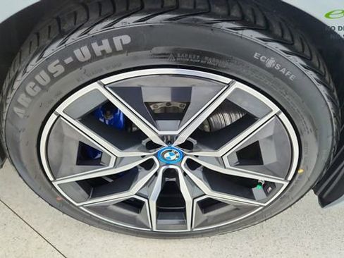 Used 2025 BMW i5 xDrive40 w/ M Sport Package AWD/4WD image 55