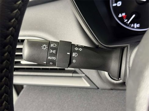 Certified 2025 Subaru Outback Premium image 19