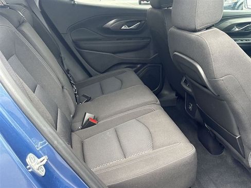 Used 2024 GMC Terrain SLE w/ Driver Convenience Package FWD image 25