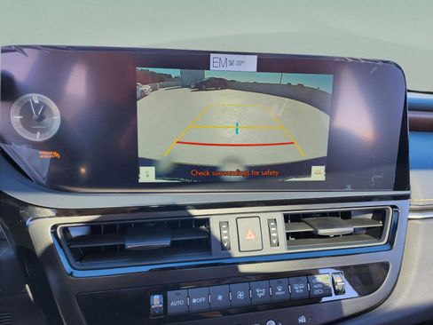 New 2025 Lexus ES 350 w/ Premium Package image 18