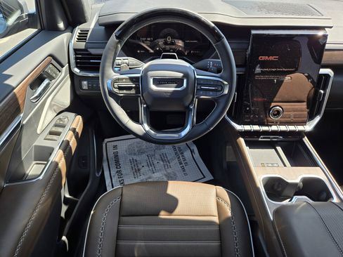 New 2026 GMC Acadia Denali Ultimate AWD/4WD image 7