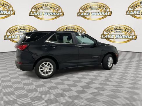 Used 2024 Chevrolet Equinox LT AWD/4WD image 3