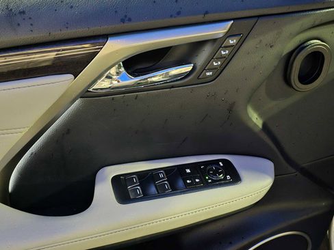 Used 2019 Lexus RX 450hL Luxury image 25