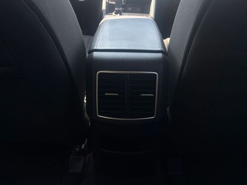 Used 2025 Kia Sportage LX image 22