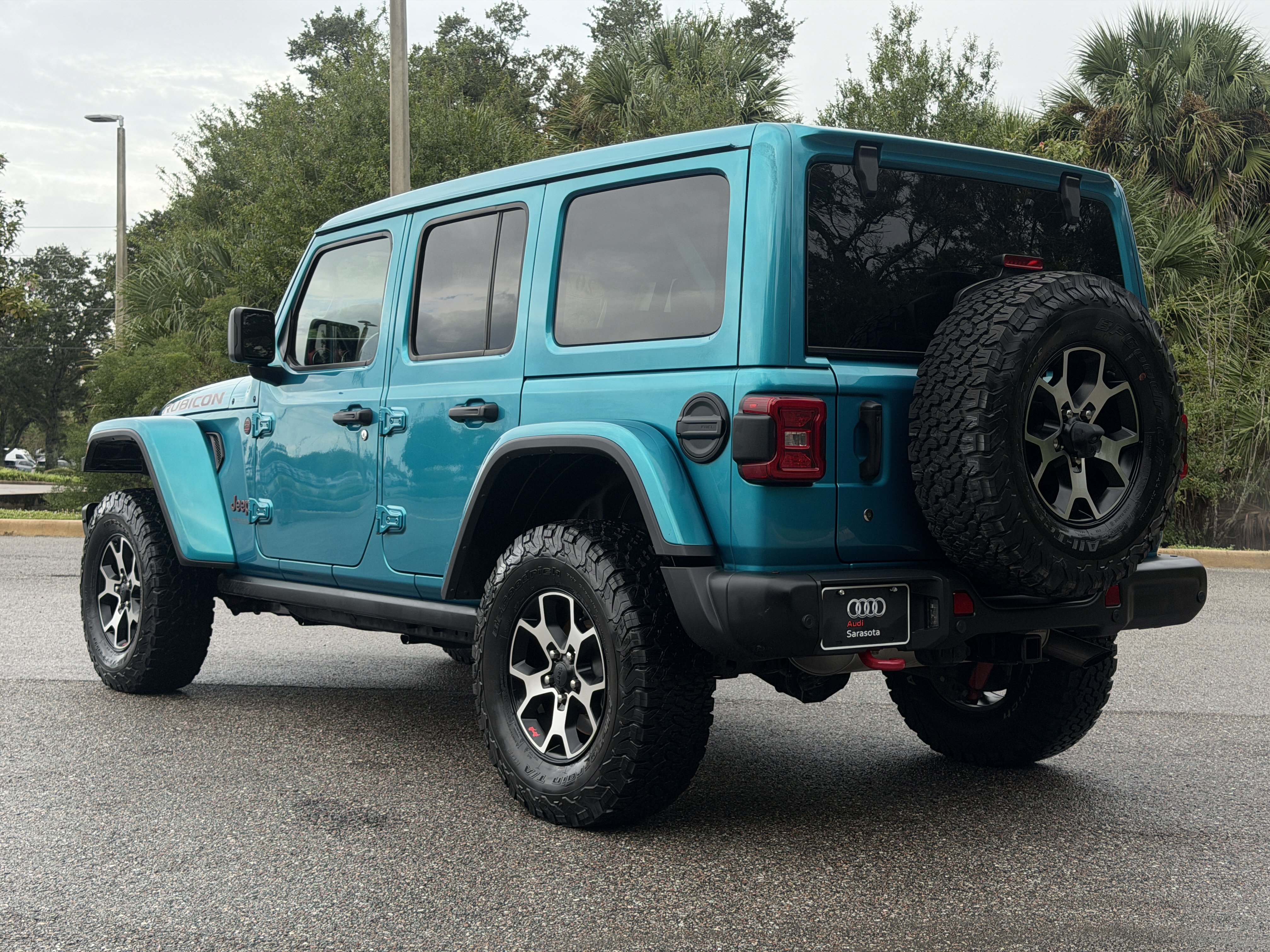 Used 2020 Jeep Wrangler Unlimited Rubicon AWD/4WD image 5