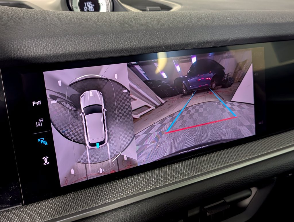 New 2026 Porsche Cayenne AWD/4WD image 33