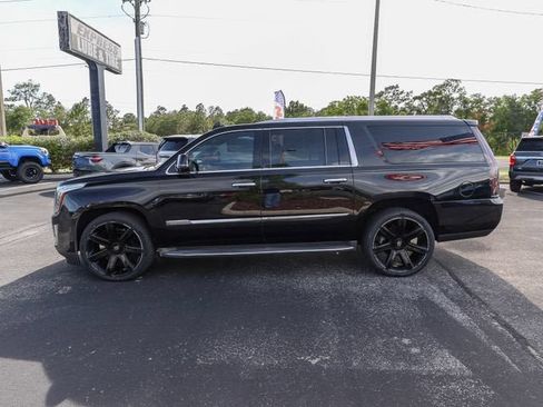 Used 2015 Cadillac Escalade ESV Luxury RWD image 5
