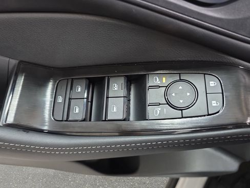 New 2026 Nissan Rogue SV image 27