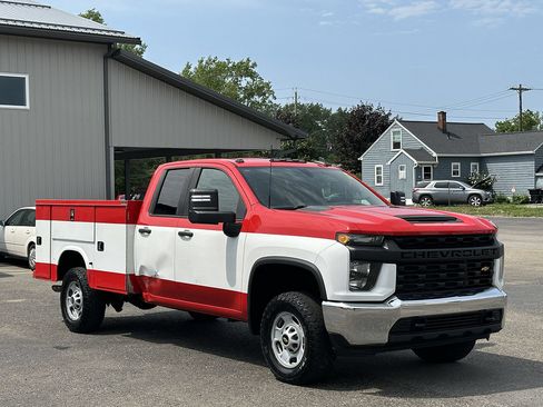 Used 2021 Chevrolet Silverado 2500 W/T w/ WT Convenience Package AWD/4WD image 32