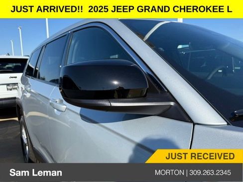 New 2025 Jeep Grand Cherokee L Laredo w/ Luxury Tech Group I image 6