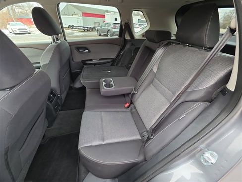 Certified 2022 Nissan Rogue SV image 23