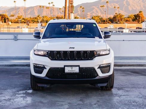 New 2025 Jeep Grand Cherokee Limited w/ Black Appearance Package image 3
