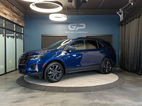 Used 2022 Chevrolet Equinox RS w/ Infotainment Package AWD/4WD image 7