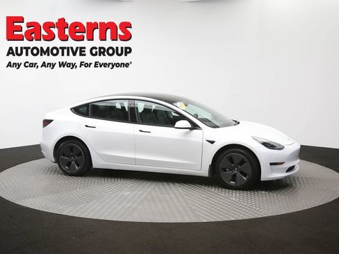 Used 2021 Tesla Model 3 Standard Range Plus RWD image 41