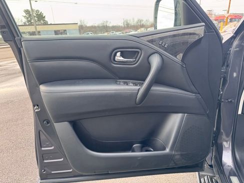 Used 2024 INFINITI QX80 Luxe image 7