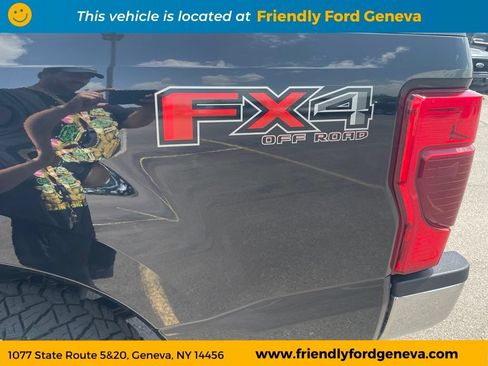 Used 2022 Ford F250 Lariat w/ Lariat Value Package AWD/4WD image 11