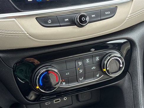 Used 2022 Buick Encore GX Preferred w/ Sport Touring Package image 30