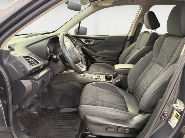 Used 2021 Subaru Forester Premium AWD/4WD image 9