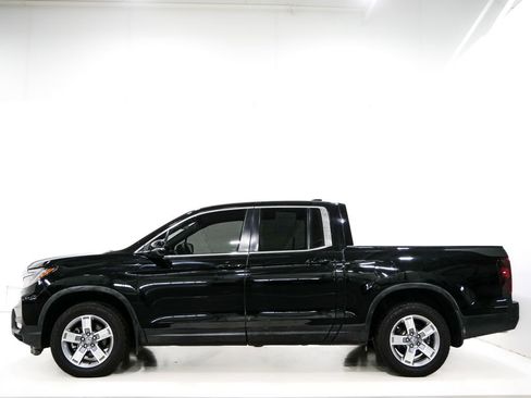 Used 2025 Honda Ridgeline RTL image 5