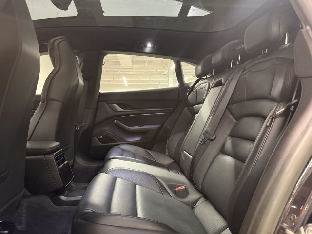 Certified 2023 Porsche Taycan 4 Cross Turismo AWD/4WD image 29