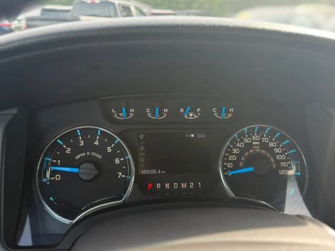 Used 2014 Ford F150 XLT w/ Equipment Group 302A Luxury AWD/4WD image 26