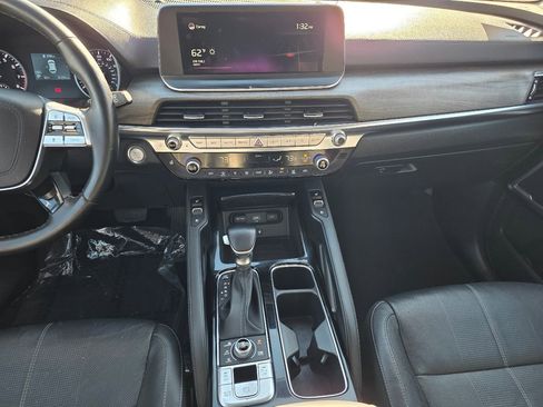 Used 2022 Kia Telluride EX w/ EX Premium Package image 16