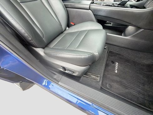 Used 2021 Nissan Rogue SL w/ Premium Package FWD image 32
