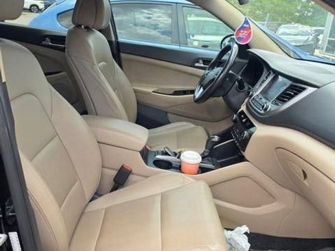 Used 2018 Hyundai Tucson SEL Plus FWD image 13