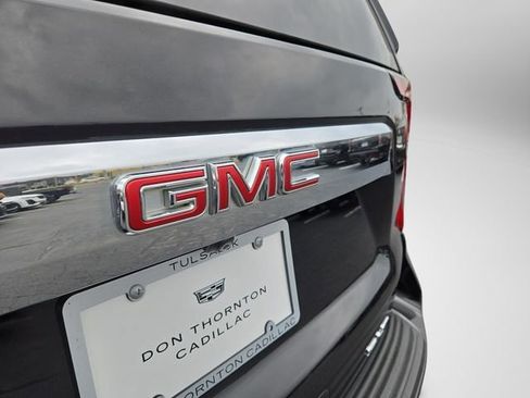 Used 2022 GMC Yukon XL SLT w/ SLT Premium Package AWD/4WD image 36