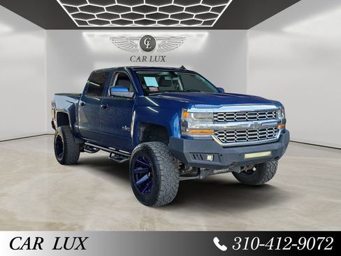 Used 2018 Chevrolet Silverado 1500 LT w/ LT Eassist Package AWD/4WD image 5