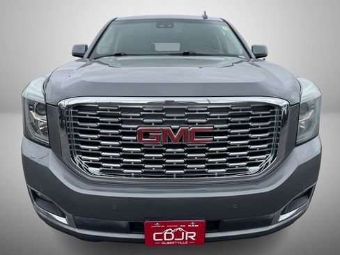 Used 2020 GMC Yukon XL Denali w/ Denali Ultimate Package image 10