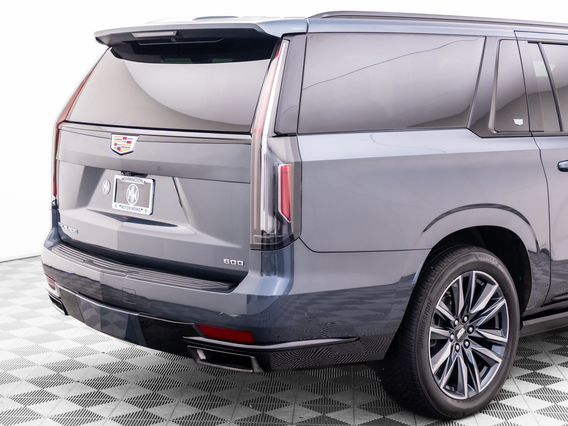 Used 2021 Cadillac Escalade ESV Sport w/ Driver Assist Tech Package AWD/4WD image 34
