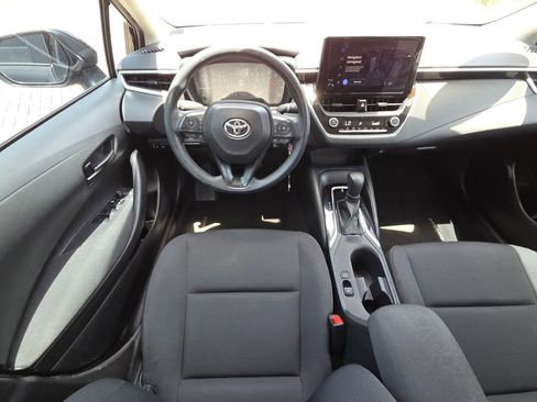 Used 2023 Toyota Corolla LE FWD image 6