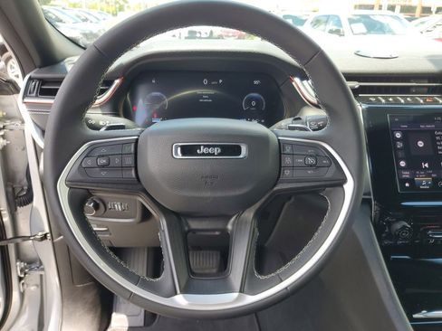 Used 2024 Jeep Grand Cherokee L Laredo w/ Trailer Tow Package image 16