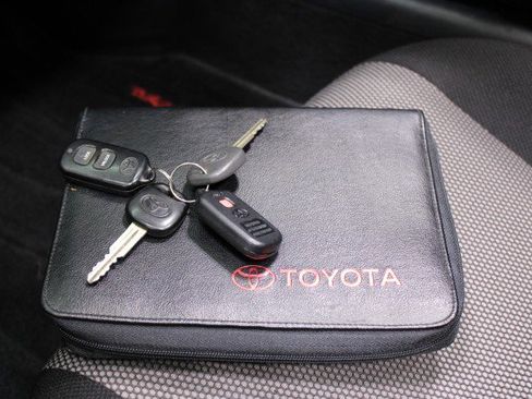 Used 2001 Toyota MR2 image 63