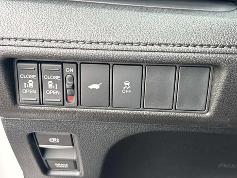 Used 2026 Honda Odyssey EX-L image 21
