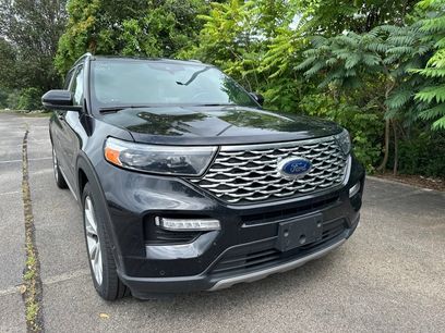 Used 2021 Ford Explorer Platinum w/ Premium Technology Package
