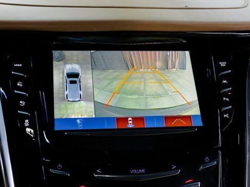 Used 2018 Cadillac Escalade ESV Platinum image 29