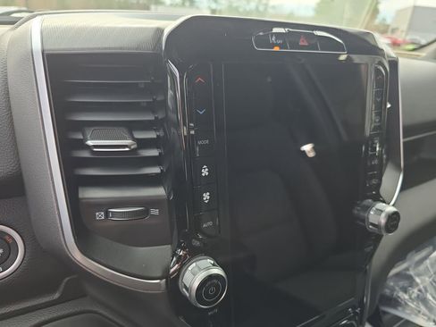 New 2026 RAM 1500 Big Horn AWD/4WD image 21