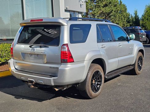 Used 2008 Toyota 4Runner Limited AWD/4WD image 7