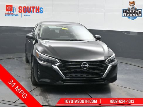 Used 2025 Nissan Sentra SV FWD image 5