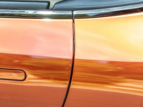 Used 2021 Aston Martin DB11 Volante RWD image 31