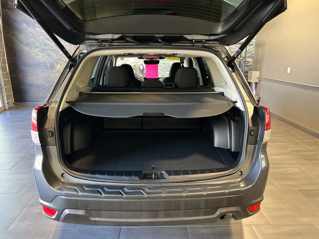 Used 2022 Subaru Forester Premium AWD/4WD image 33
