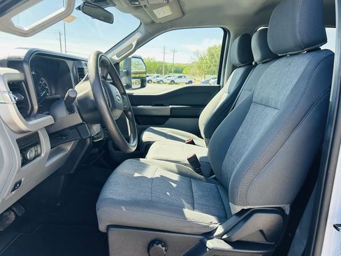 Used 2024 Ford F250 XL w/ STX Appearance Package AWD/4WD image 22