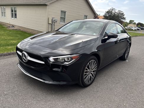Used 2022 Mercedes-Benz CLA 250 4MATIC image 8