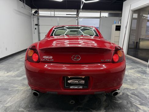 Used 2004 Lexus SC 430 Convertible image 4
